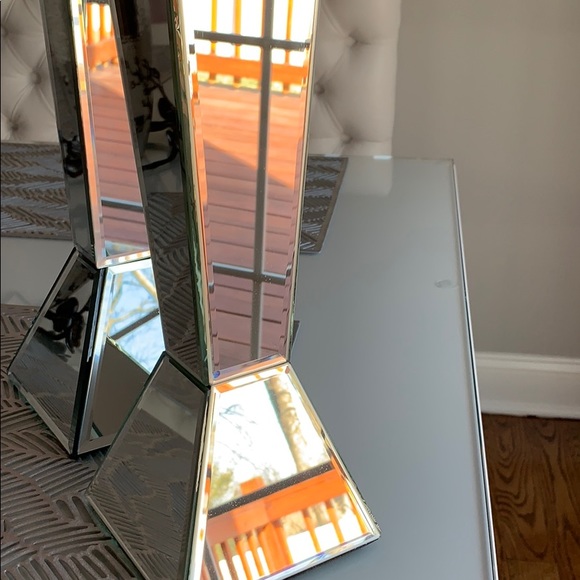 Set of 2 Mirrored candle holders